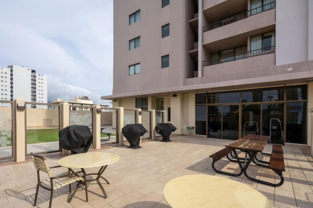 הונולולו Heart Of Waikiki,1Bdrm,Free Parking, Wifi,No Resort Fees,Youtube,Netflix ! מראה חיצוני תמונה