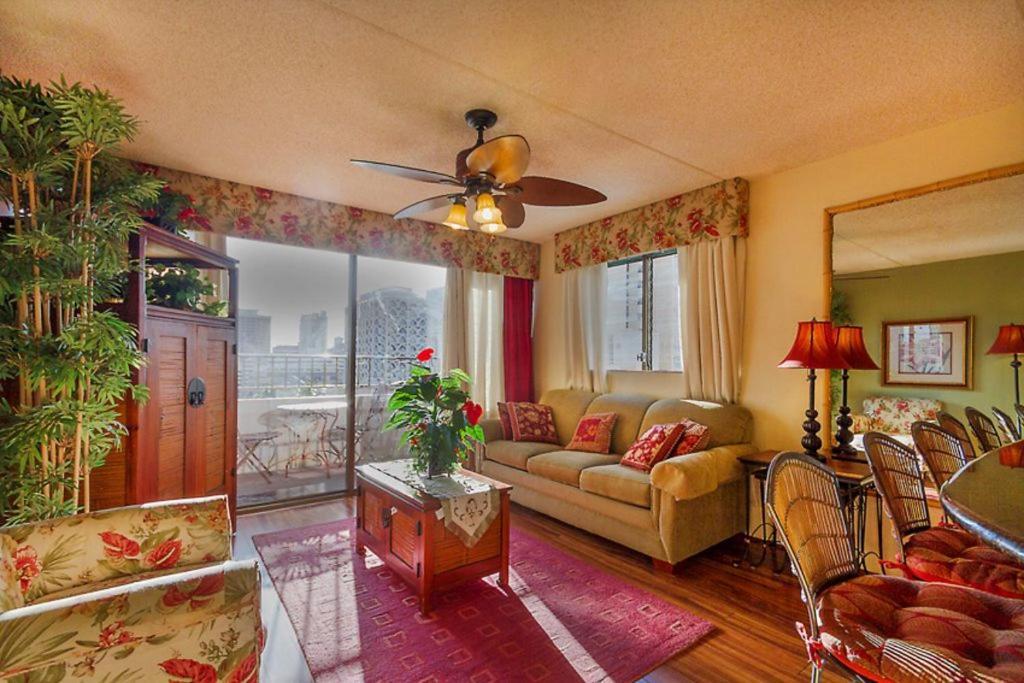הונולולו Heart Of Waikiki,1Bdrm,Free Parking, Wifi,No Resort Fees,Youtube,Netflix ! חדר תמונה
